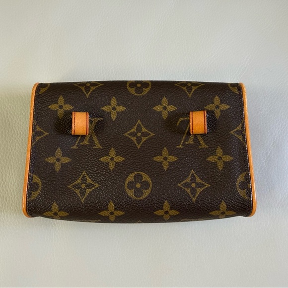 Authentic Vintage Louis Vuitton Florentine Belt Bag - Picture 3 of 14